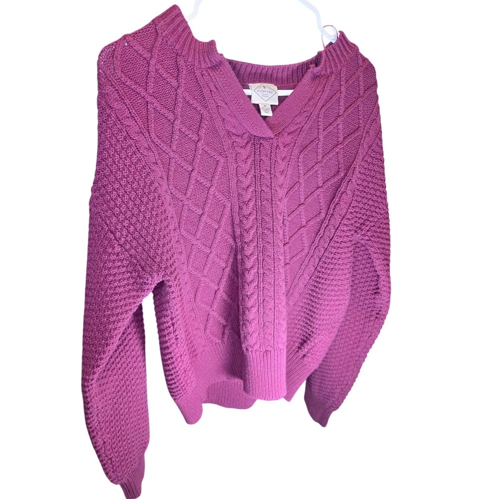 St Johns Bay Womens Magenta Purple Cable Knit V-Neck Sweater Size M Cotton Blend